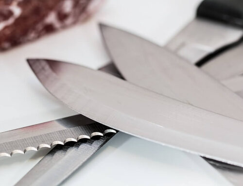 Serrated Knife vs Plain Edge: What’s the Difference?