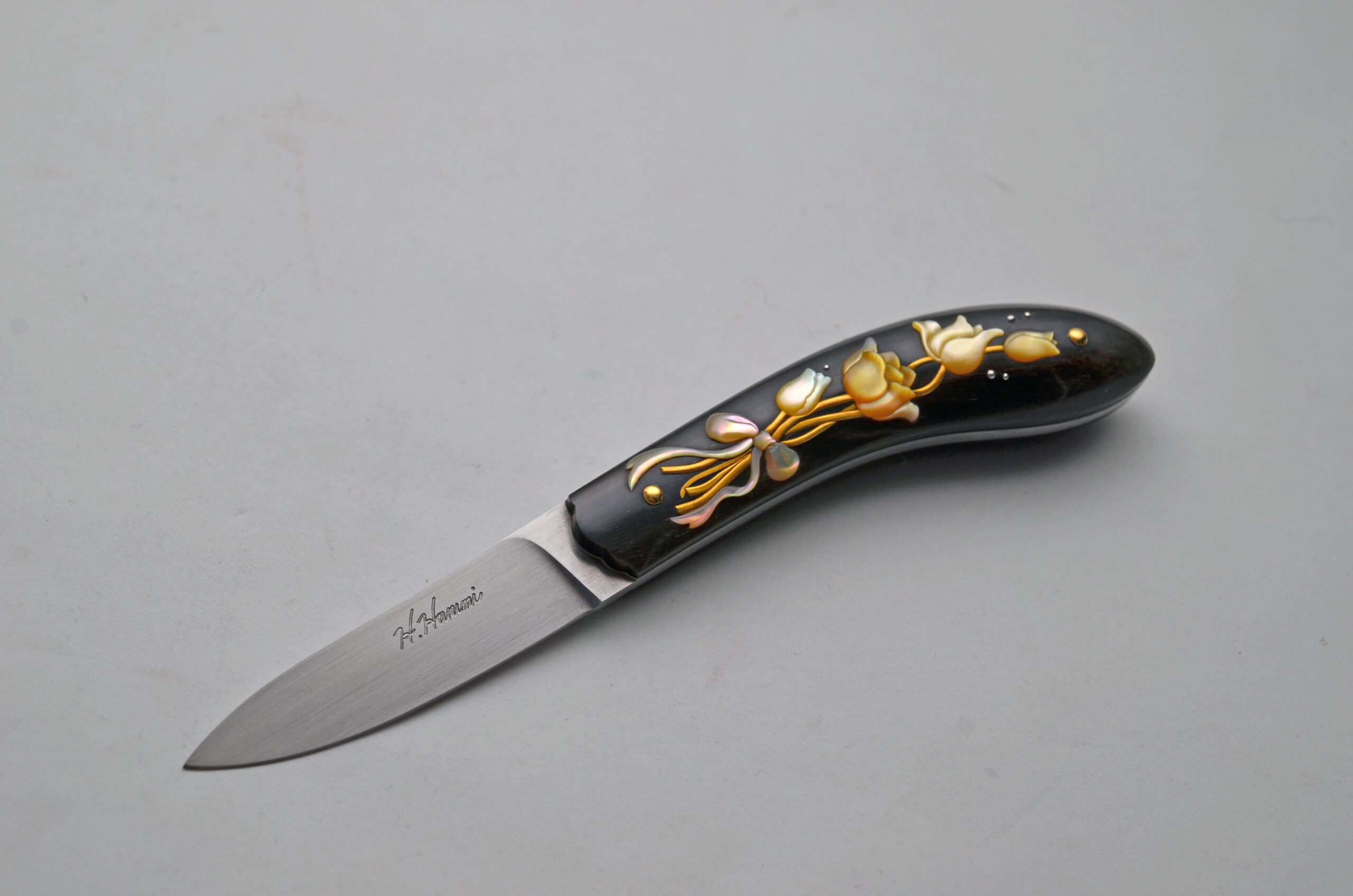 Harumi Hirayama Art Fixed Blade "Pico Tulip"